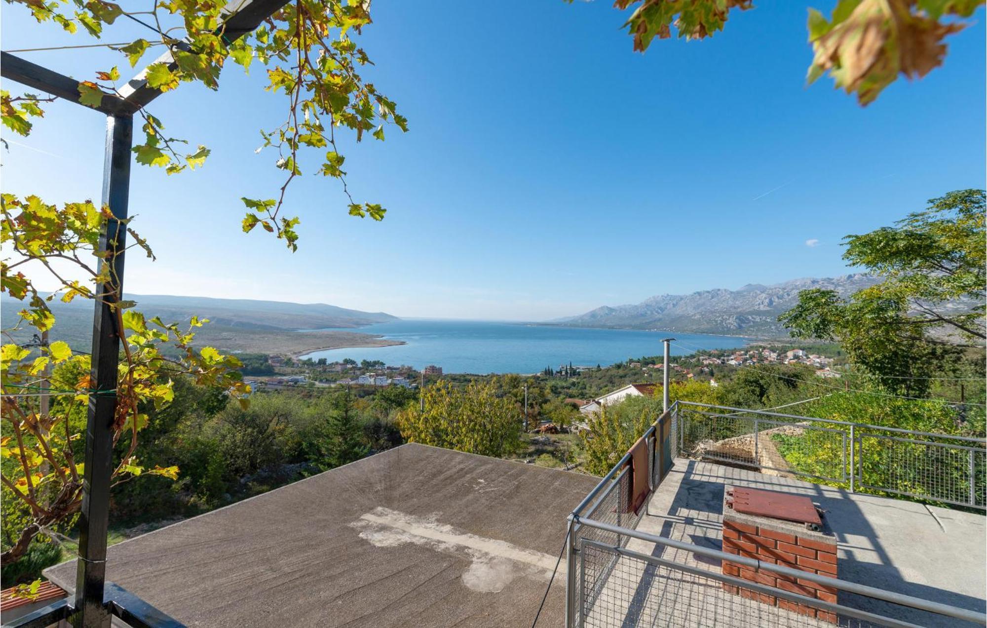 Lovely Apartment In Rovanjska With House Sea View Esterno foto