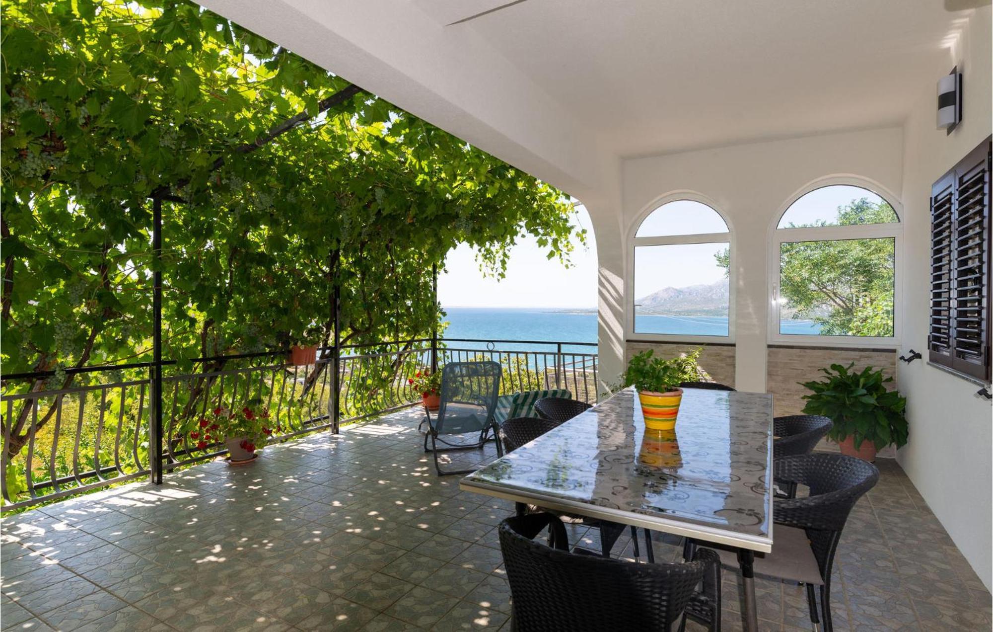 Lovely Apartment In Rovanjska With House Sea View Esterno foto